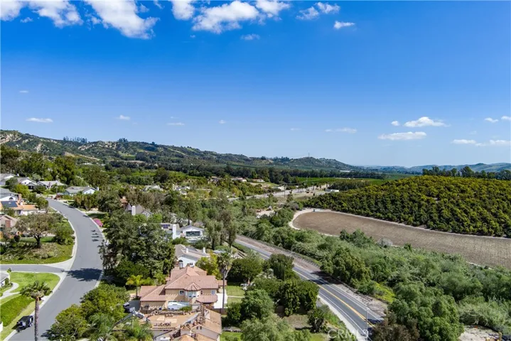 4696 Refugio Court, Camarillo, California 93012
