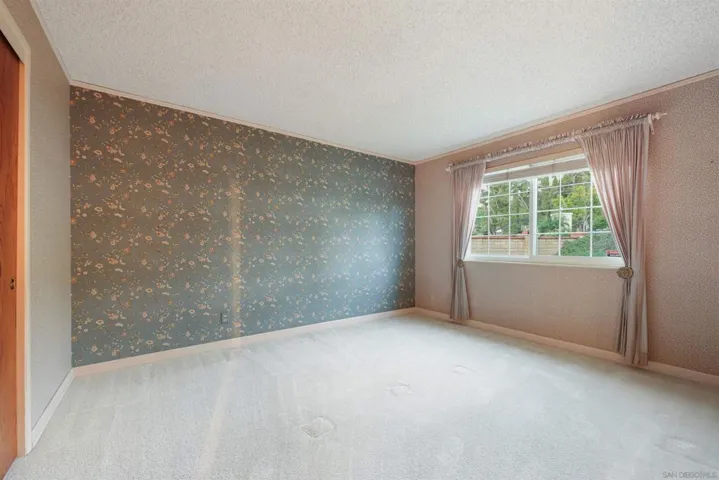 2nd bedroom.