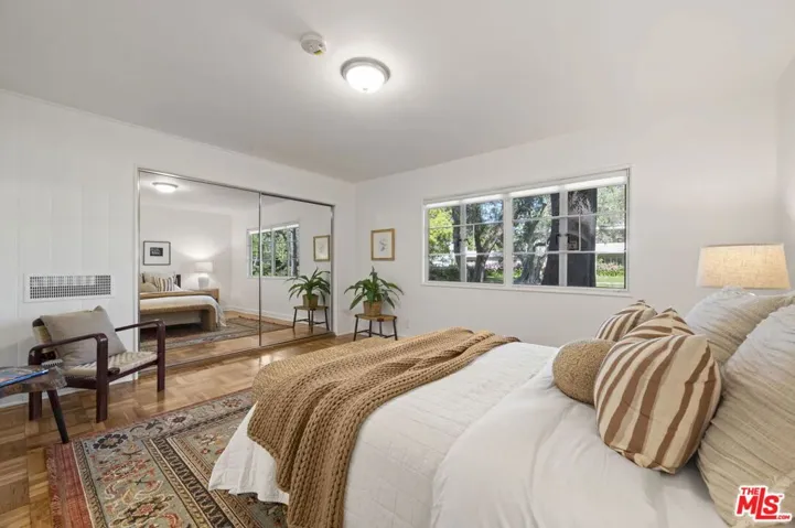 5345 Village, Los Angeles, California 90016