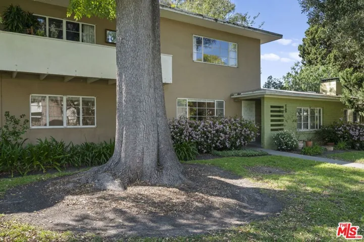 5345 Village, Los Angeles, California 90016