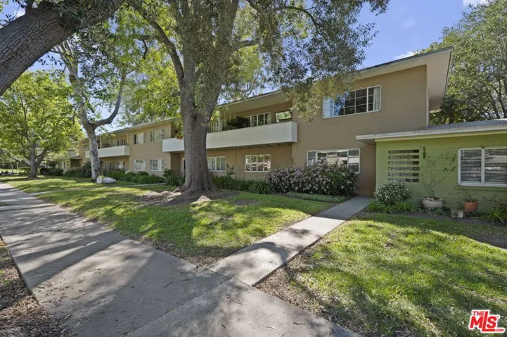 5345 Village, Los Angeles, California 90016