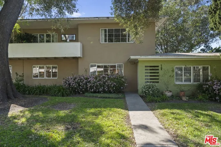 5345 Village, Los Angeles, California 90016