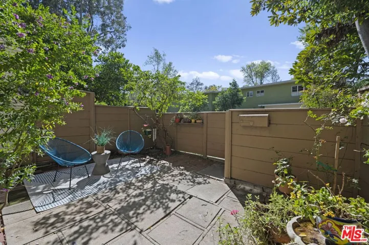 5345 Village, Los Angeles, California 90016