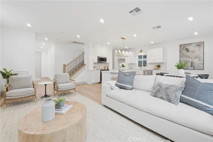 Interior photo of model home with same floor plan. Finishes may vary.