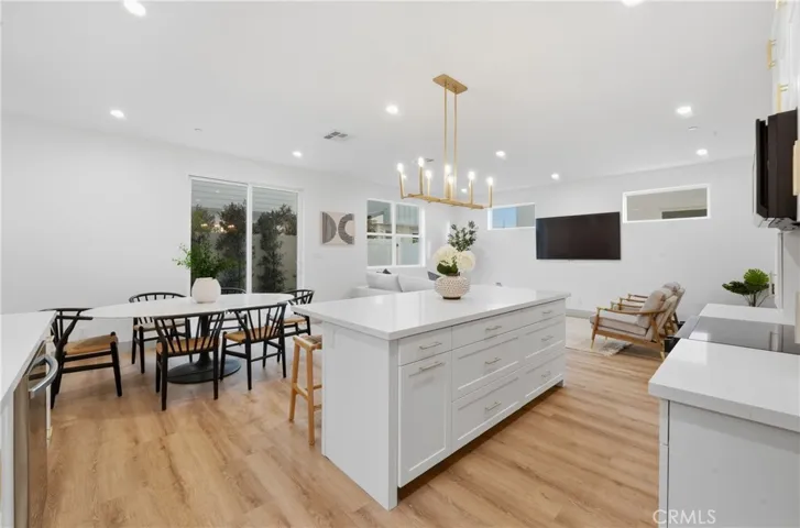 Interior photo of model home with same floor plan. Finishes may vary.