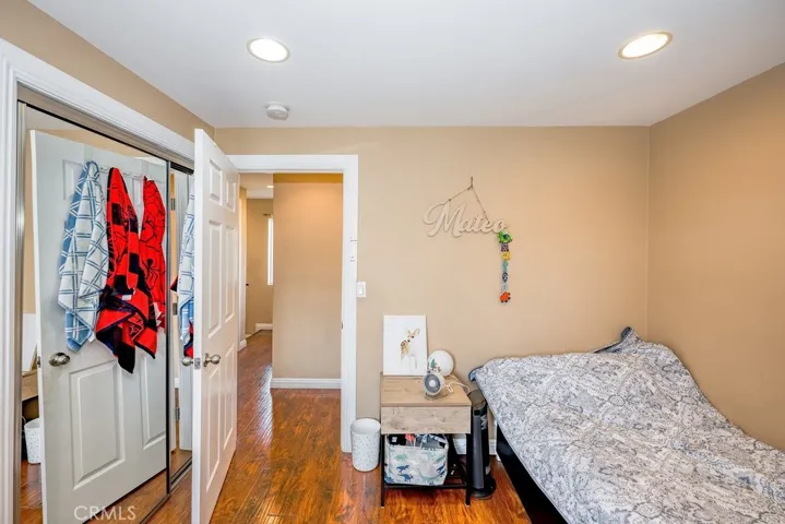 6834 Quinton Lane, Tujunga, California 91042