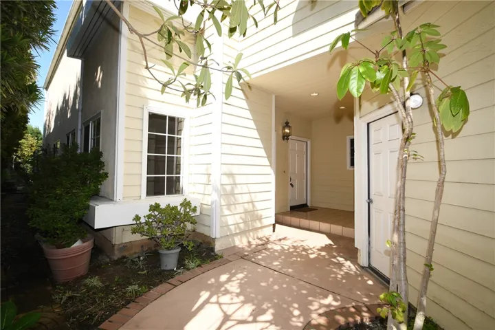 2119 Shelburne, Torrance, California 90503