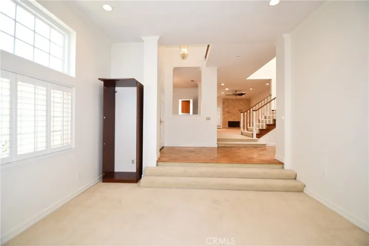 Living Room without brown cabinet