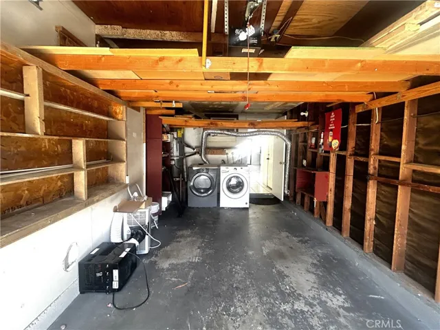 garage & laundry
