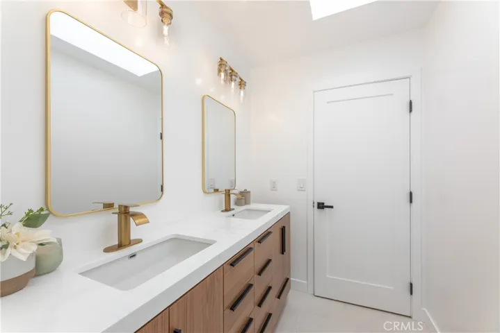 Primary ensuite