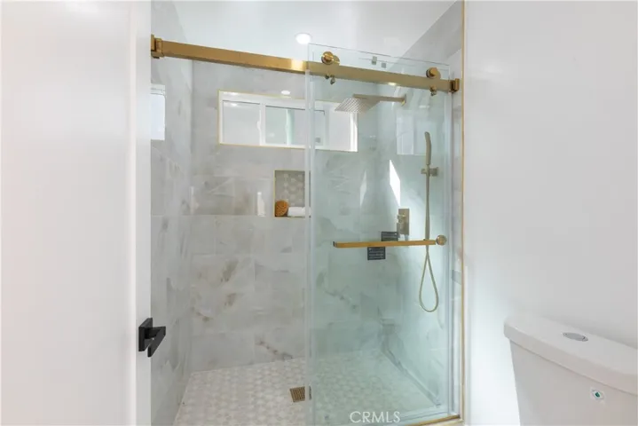 Primary ensuite - all new