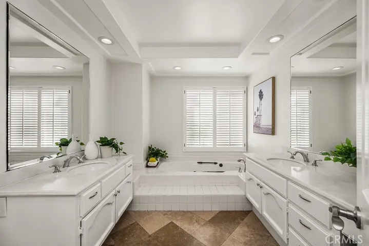 Jetted bathtub for a spa-like experience