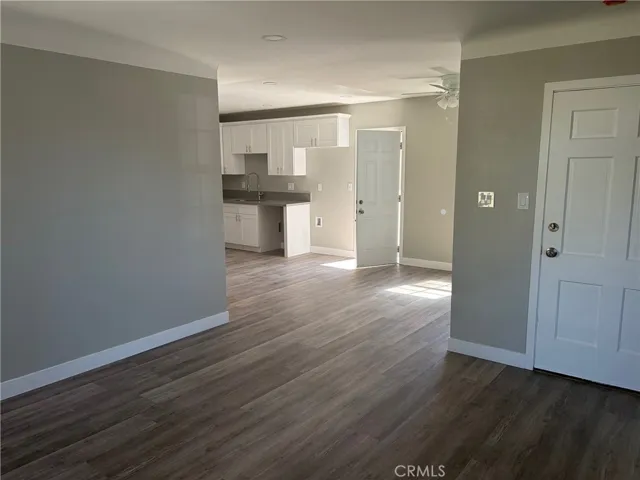 LIVING ROOM VIEW FRONT HOUSE