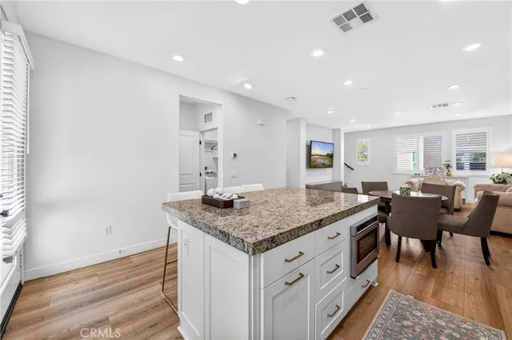 381 Bellver, Lake Forest, California 92630