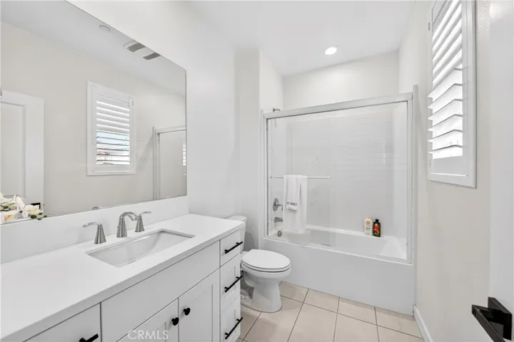 381 Bellver, Lake Forest, California 92630