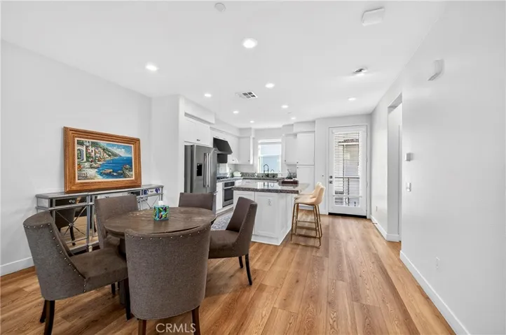 381 Bellver, Lake Forest, California 92630