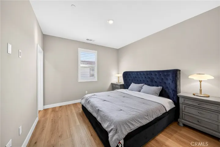 381 Bellver, Lake Forest, California 92630
