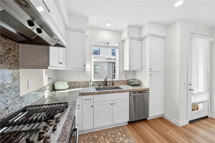 381 Bellver, Lake Forest, California 92630