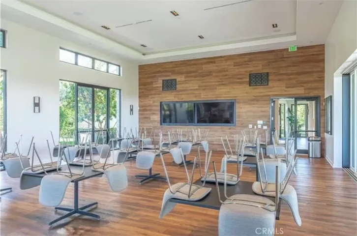 381 Bellver, Lake Forest, California 92630