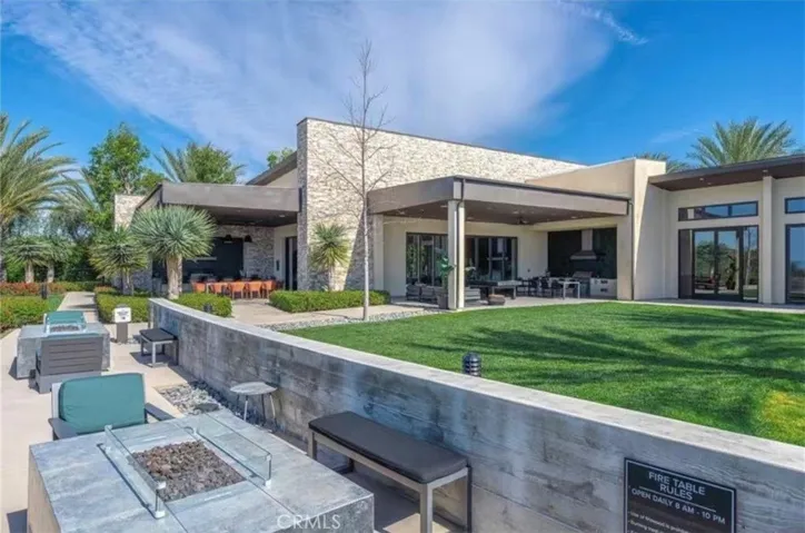 381 Bellver, Lake Forest, California 92630