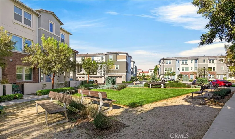 381 Bellver, Lake Forest, California 92630