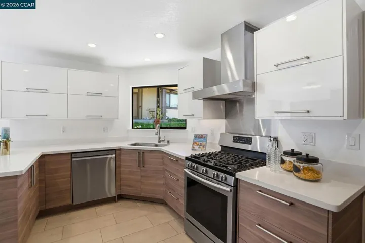 2122 2122 Pinehurst Ct, El Cerrito, California 94530