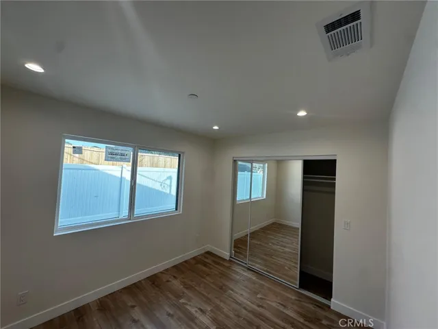 15950 Cohasset, Van Nuys, California 91406