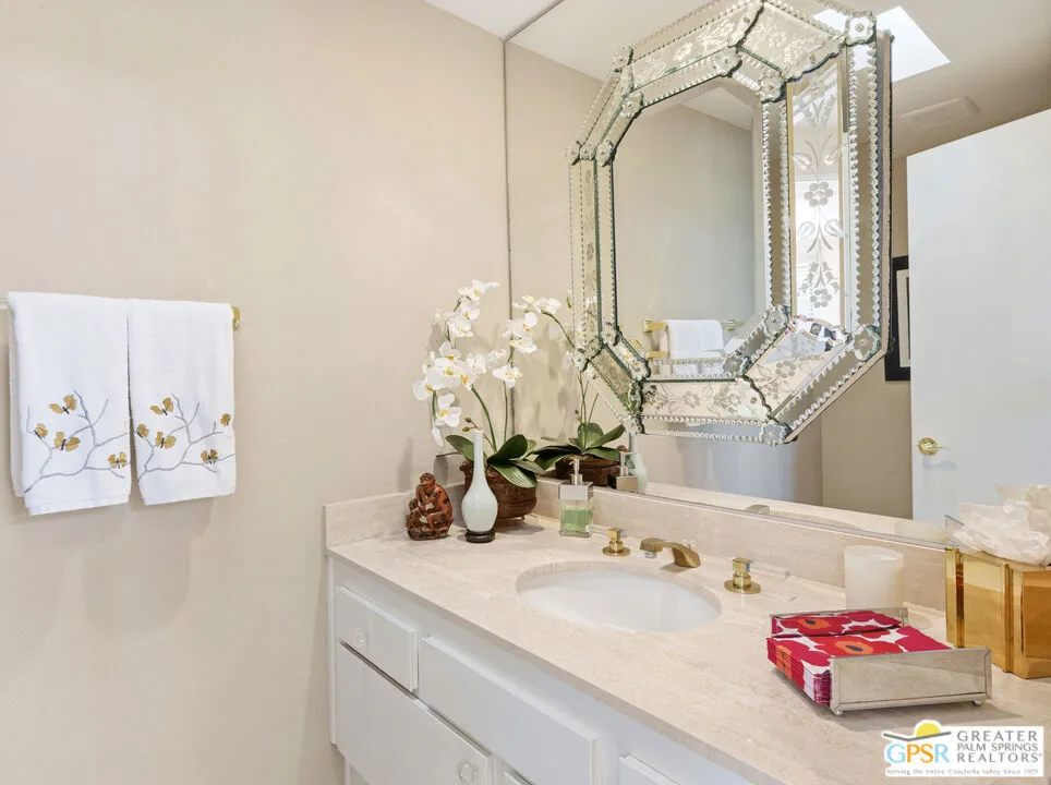 Powder Room