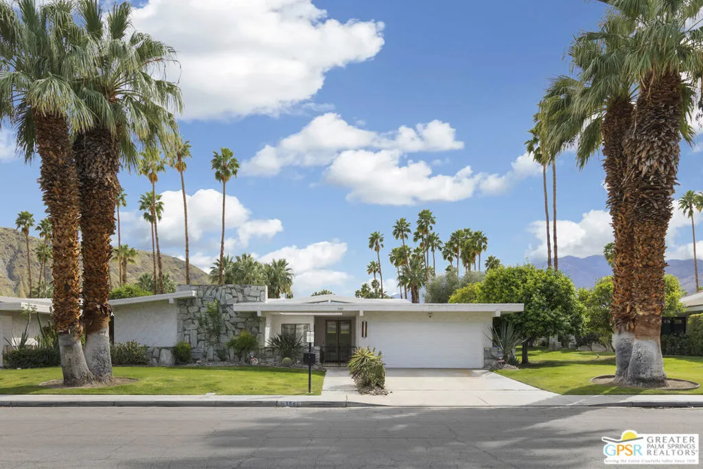 1585 E Sierra Way