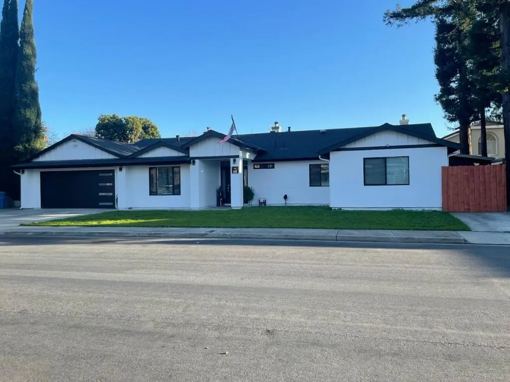 500 Ronan Ave