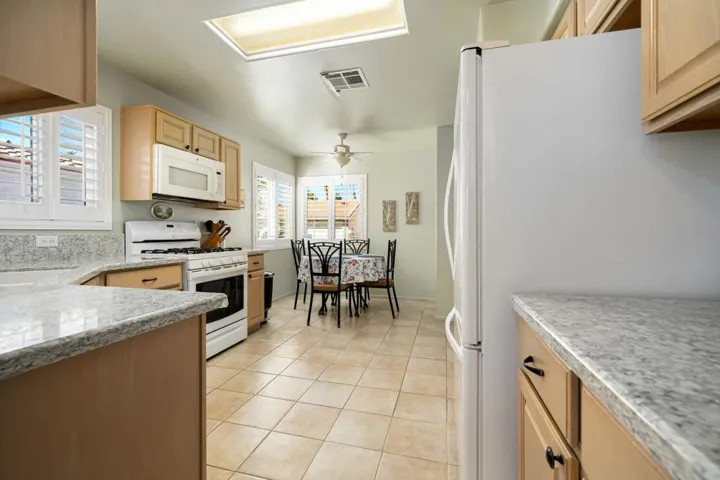 11-web-or-mls-ACBiscayne_OPMG_0326_011