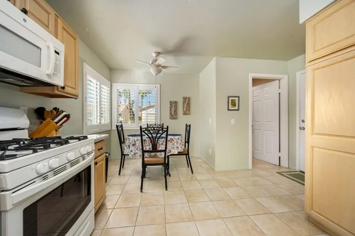 14-web-or-mls-ACBiscayne_OPMG_0326_014