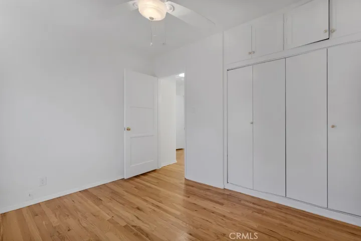17435 Burma, Encino, California 91316