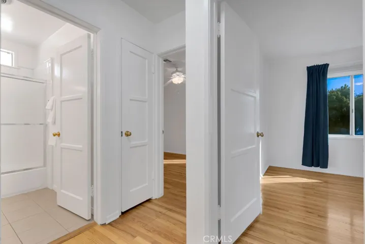 17435 Burma, Encino, California 91316