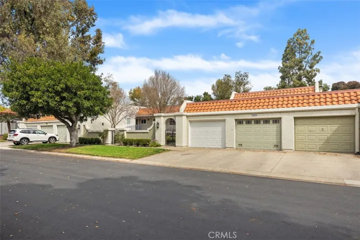 5506 Paseo Del Lago W N, Laguna Woods, California 92637