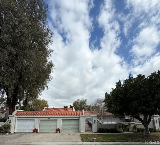 5506 Paseo Del Lago W N, Laguna Woods, California 92637