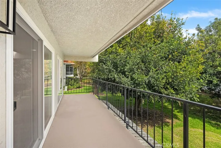 5506 Paseo Del Lago W N, Laguna Woods, California 92637