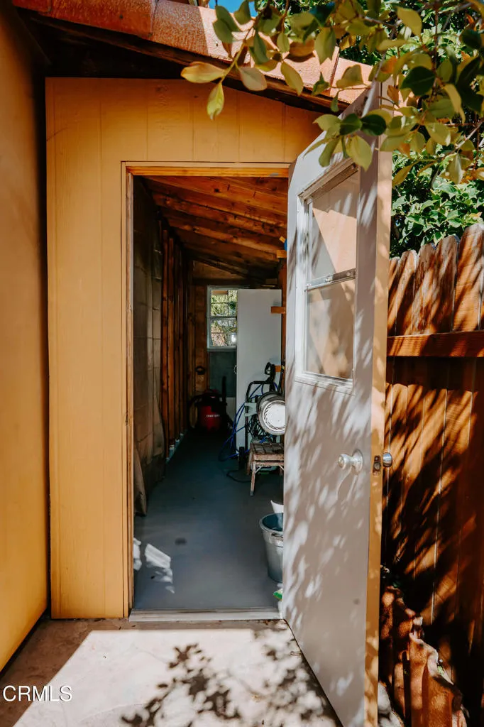 731 East Side Freestanding Backyard Shed