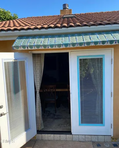 813 Front Awning French Door Leaf Open F