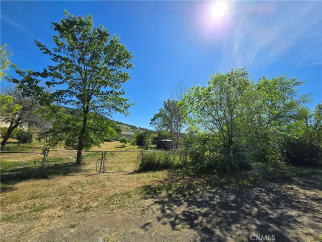 3950 Emile Avenue, Clearlake, California 95422