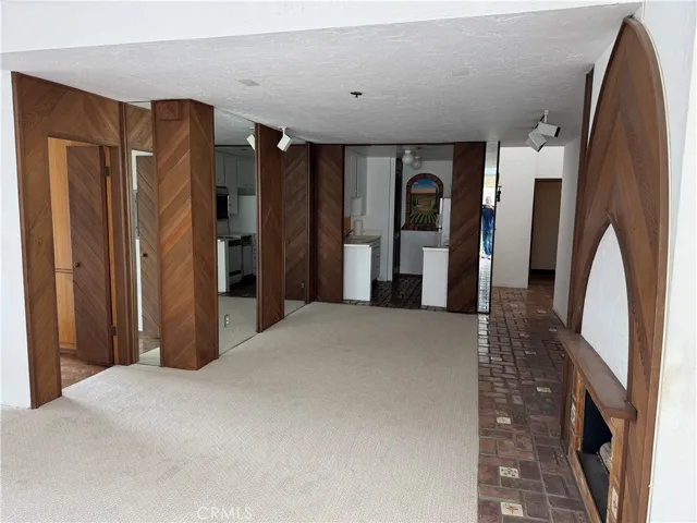 Dining Room to Kitchen