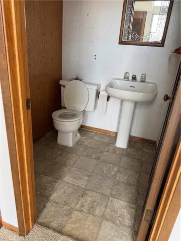 Main Floor Bathroom