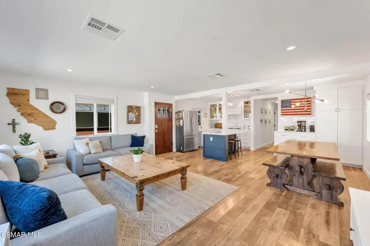 30473 Mulholland Hwy #101  -  HsHProd 14
