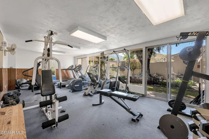 30473 Mulholland Hwy #101  -  HsHProd 10