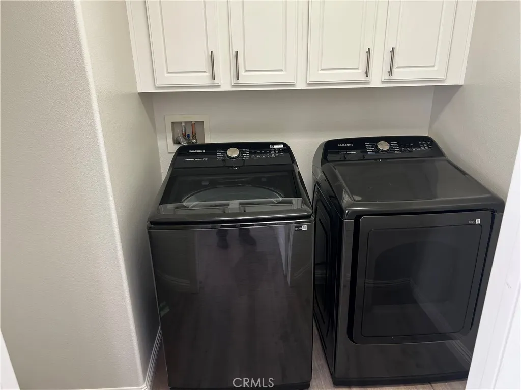 Laundry Rm