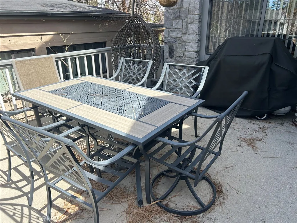 Patio furniture will stay in the front patio