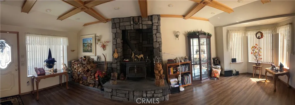 'the amazing front room