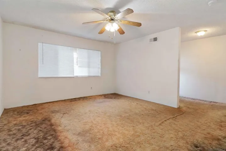 Unit B Living room