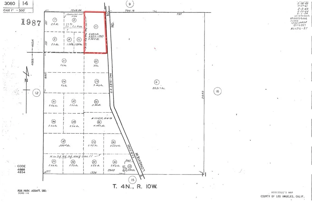 This is it for lot overview, if you want to see the kinds of plants and flowers on the lot, continue!