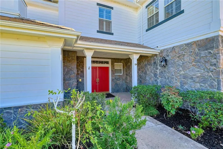 15257 Saddleback, Canyon Country, California 91387